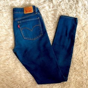 Levi’s 711 dark wash skinny jeans
